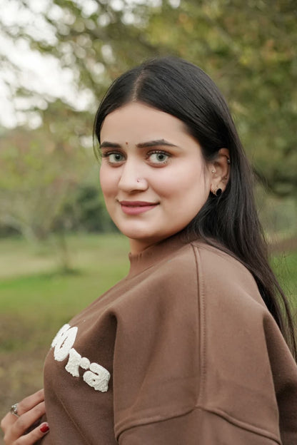 THE EMBROIDERY SWEATSHIRTS