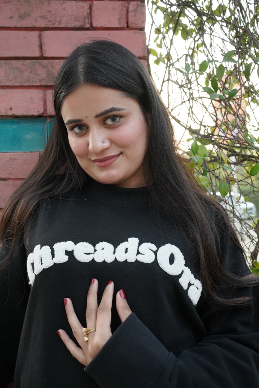 THE EMBROIDERY SWEATSHIRTS